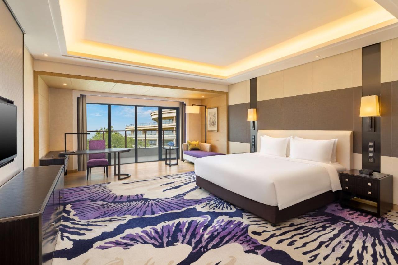 Wuhan Peninsula Hotel Bagian luar foto