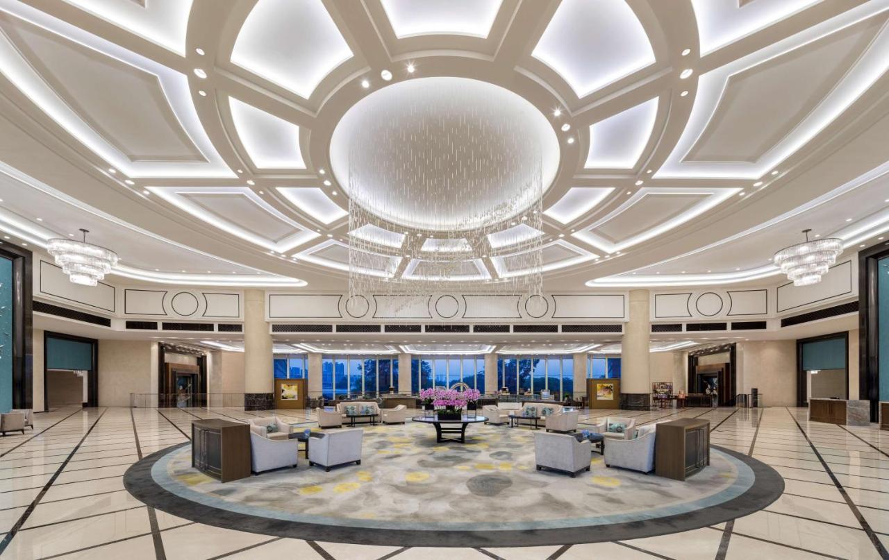 Wuhan Peninsula Hotel Bagian luar foto