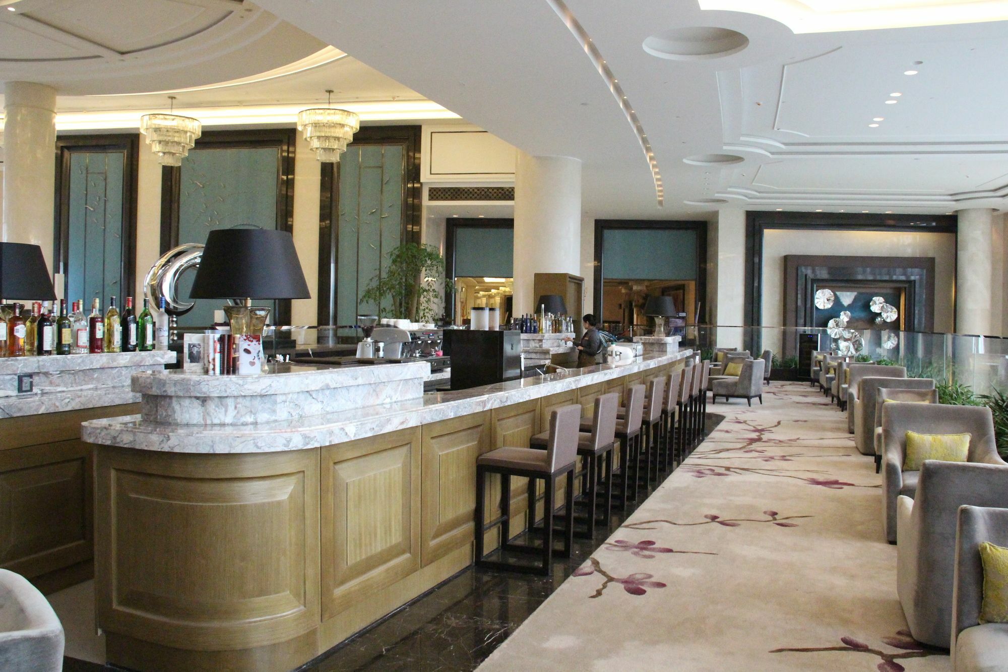 Wuhan Peninsula Hotel Bagian luar foto